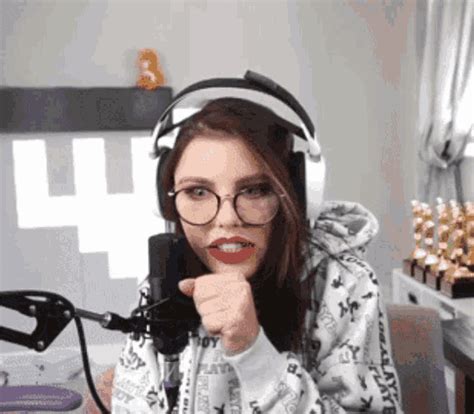 The perfect Adriana Chechik Animated GIF for your conversation. Discover and Share the best GIFs on Tenor. Tenor.com has been translated based on your browser's language setting.
